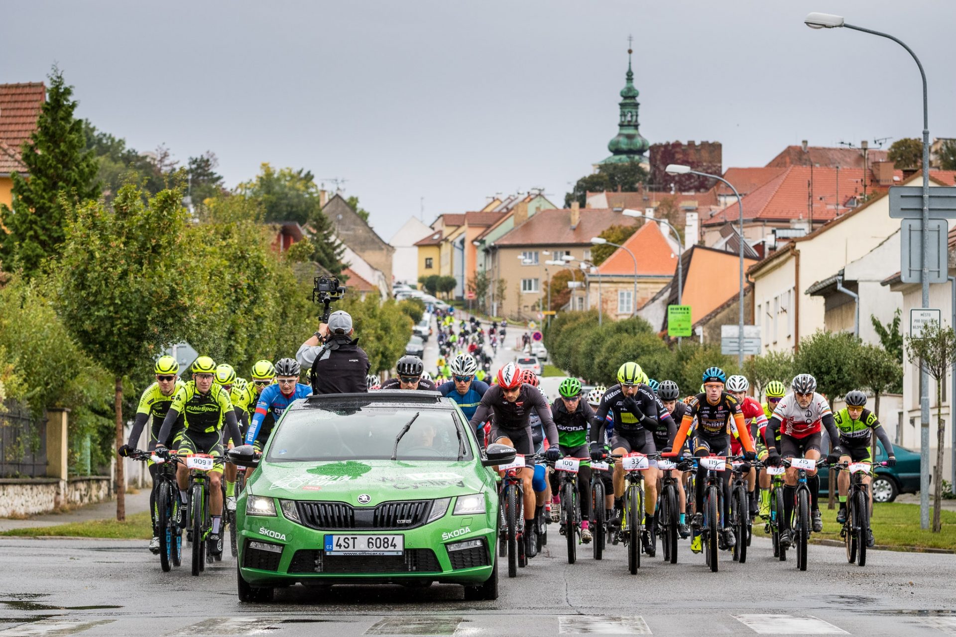 Zažijte jedinečnou atmosféru závodu na horských kolech, v tomto případě Nova Cupu. Foto: archiv