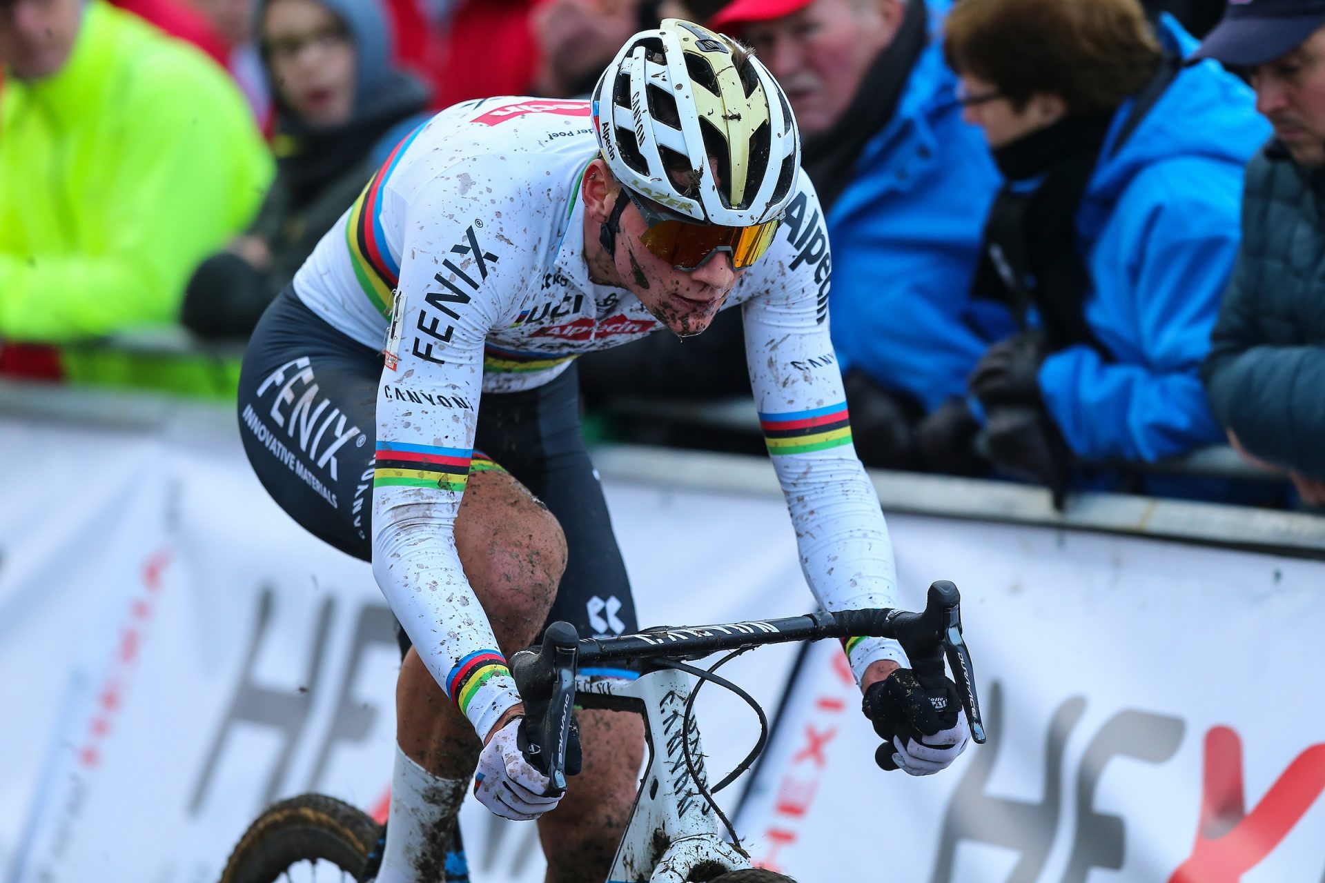 Mathieu van der Poel jezdí sice za tým, který nepatří do kategorie World Tour, ale má jistotu startu na všech nejlepších závodech. Foto: