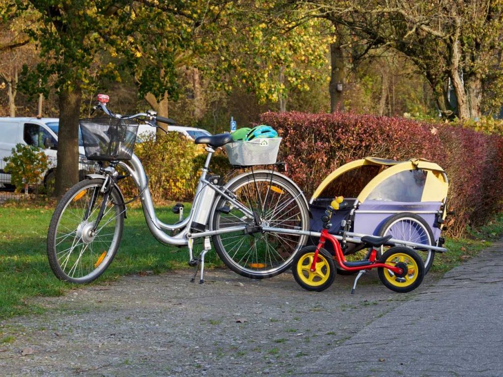 Bicycle trailer