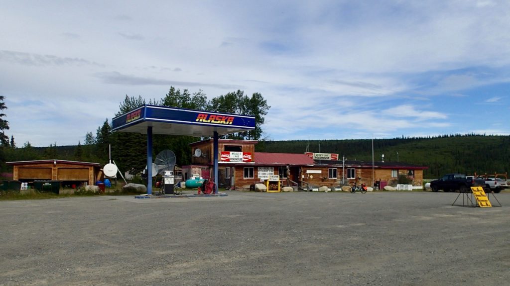 ‘Meyers lake roadhouse’ where the owner let me sleep in an old cabin for free… because cyclists are ‘different’..