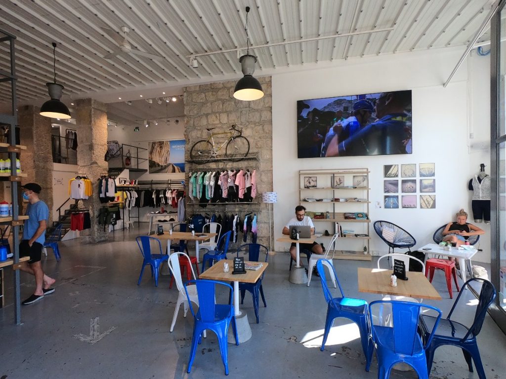 Cafe du Cycliste Interior